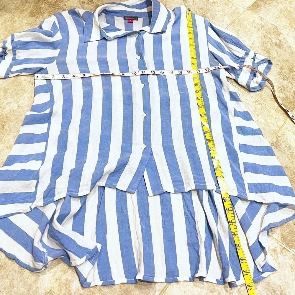 NEW Vince Camuto High Low Relaxed Fit Knit Striped Short Sleeve Button Down Top